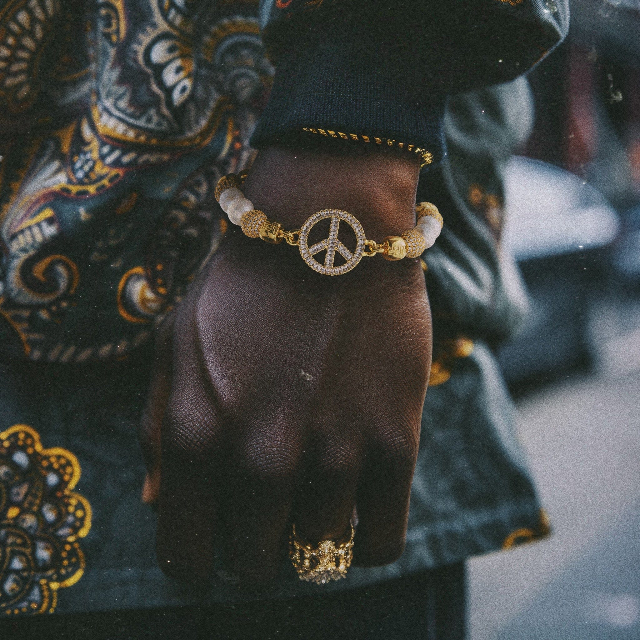 Pearl of Wisdom Peace Bracelet in Gold Plated / 14K Gold / 8" by King Ice